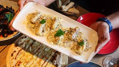 อาหาร หรือ เครื่องดื่ม