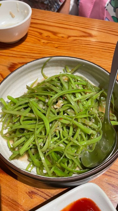 ผัดผักบุ้ง