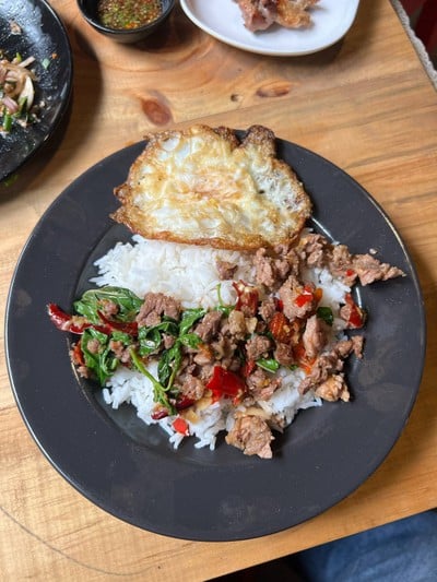 กะเพราเนื้อ