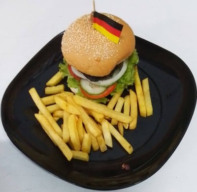 เบอร์เกอร์เนื้อ
