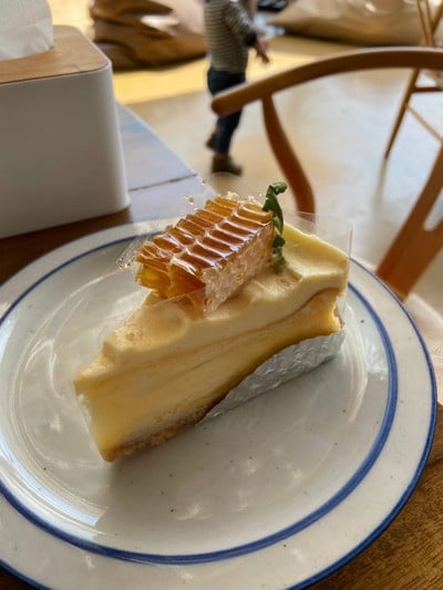 Hideout Beach Cafe & Bistro