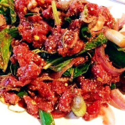 อาหาร หรือ เครื่องดื่ม