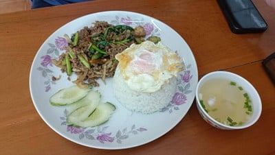 เนื้อผัดน้ำมันหอย