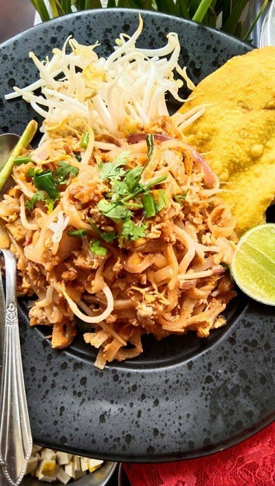 อาหาร หรือ เครื่องดื่ม