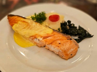 อาหาร หรือ เครื่องดื่ม