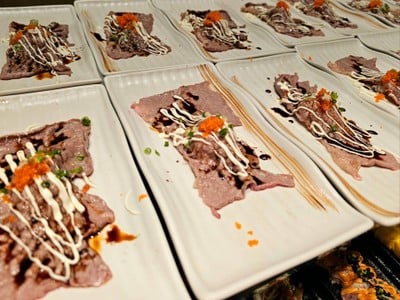 อาหาร หรือ เครื่องดื่ม