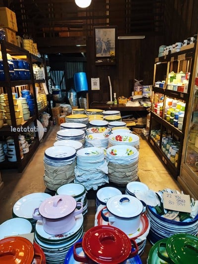 ตลาดเก้าห้อง