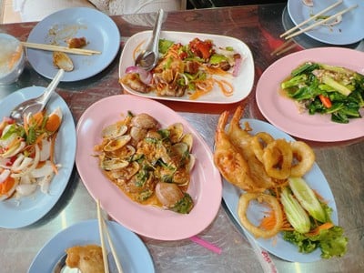 ราชาข้าวต้ม1บาท เมืองสุโขทัย