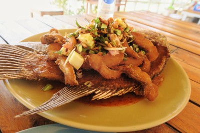 ปลาทอดสมุนไพร