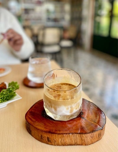 เมนูของร้าน เดอดีดง คาเฟ่ นครนายก ข้างวัดมณีวงศ์