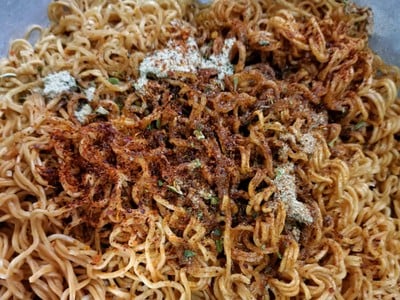 วิธีทำ ผัดไวไว (เมนูล้างตู้เย็น)