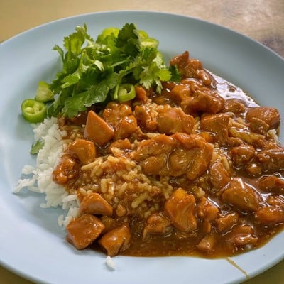 ห้องอาหารพูนเลิศ เหลาะงาทิ้น ห้าแยกพลับพลาไชย