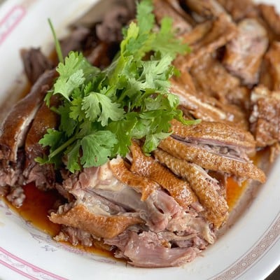 อุไร ห่านพะโล้  ทรงวาด