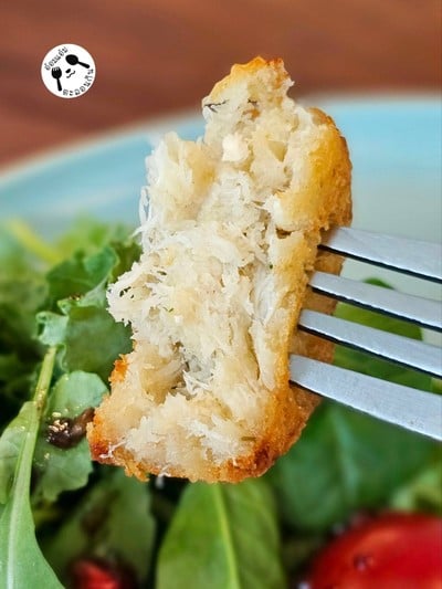 Crab Cake with Spicy Homemade Sauce