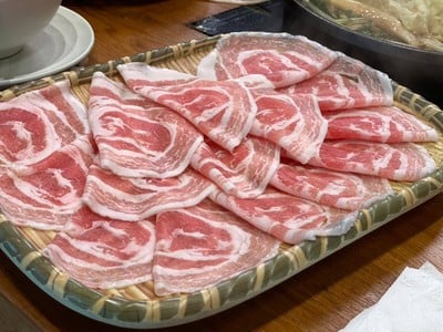 เนื้อหมูสามชั้นสไลด์