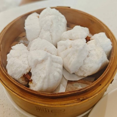 ซาลาเปาหมูแดงนึ่ง