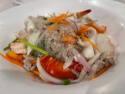 ยำวุ้นเส้น