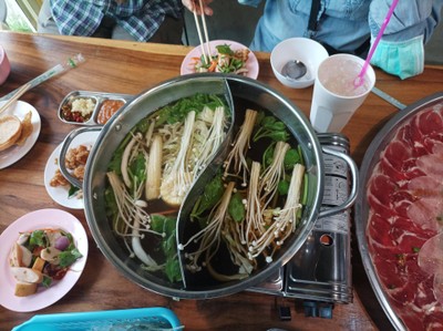 อาหาร หรือ เครื่องดื่ม