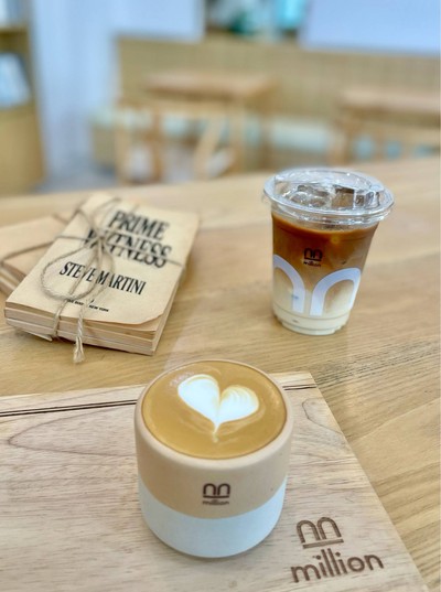☕️ Piccolo. (Price 95 Baht.)