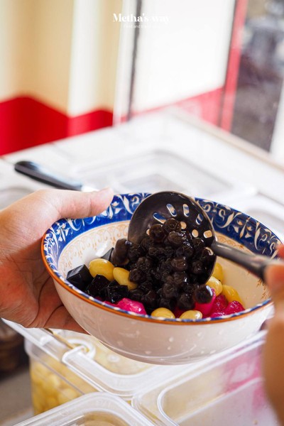 อาหาร หรือ เครื่องดื่ม