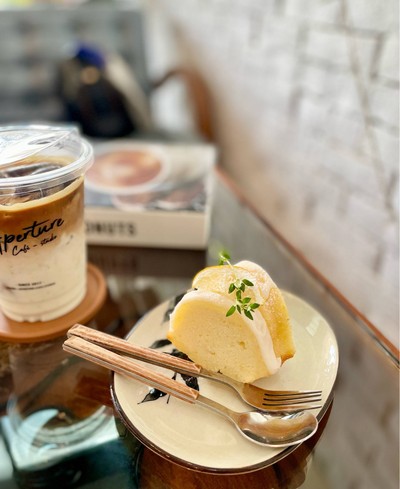 🍰 Lemon Pound Cake. (Price 70 Baht.)