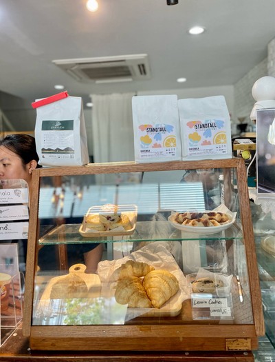 🥐 Aperture Desserts.