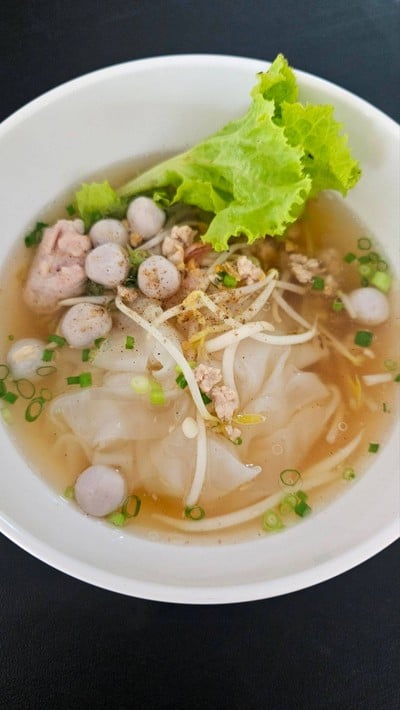 ก๋วยเตี๋ยวน้ำใส