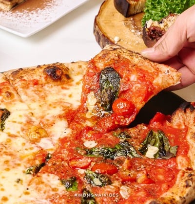 Starita Bangkok ทองหล่อ