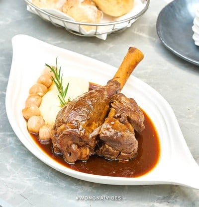 Lady L Garden Bistro