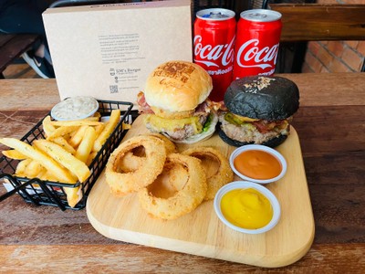 JIM's Burgers & Beers อารีย์