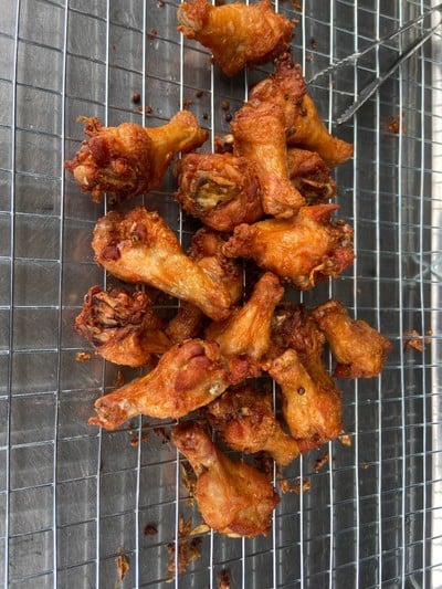 ชาไทย หมูกรอบ วัดหนัง