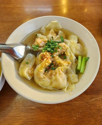 เกี๊ยวกุ้งฮ่องกงน้ำ