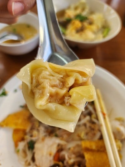 เกี๊ยวกุ้งฮ่องกงน้ำ