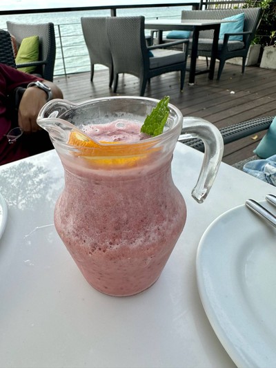 Yoghurt-Berry Smoothies