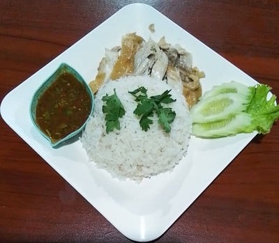 ข้าวมันไก่ต้ม