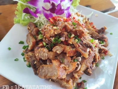 หมูกรอบพริกกระเทียม