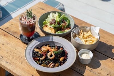 The Lunar Beach House, Pattaya