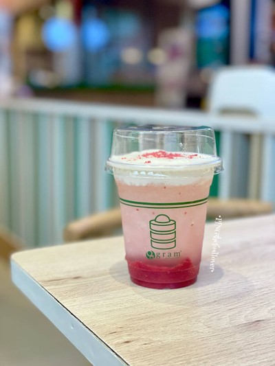 Lychee Raspberry Frappe Nama Foam