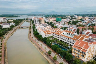 เที่ยวเวียดนามกลาง 4 วัน 3 คืน แบบทัวร์ส่วนตัว ดานัง ฮอยอัน เว้ บานาฮิลล์