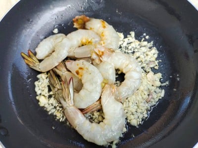 วิธีทำ ผัดบล็อคโคลี่กุ้ง วิธีทำ ผัดบล็อคโคลี่กุ้ง