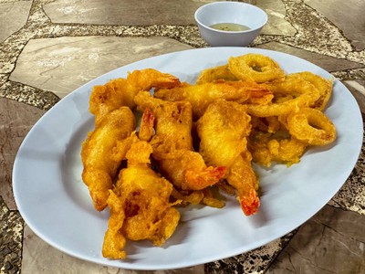 กุ้งชุบแป้งทอด