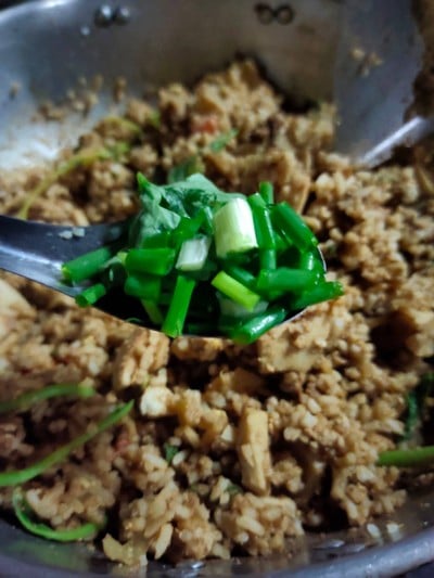 วิธีทำ ข้าวผัดหมูยอ