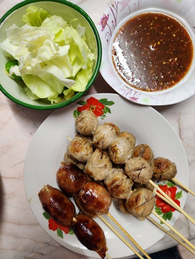 อาหาร หรือ เครื่องดื่ม