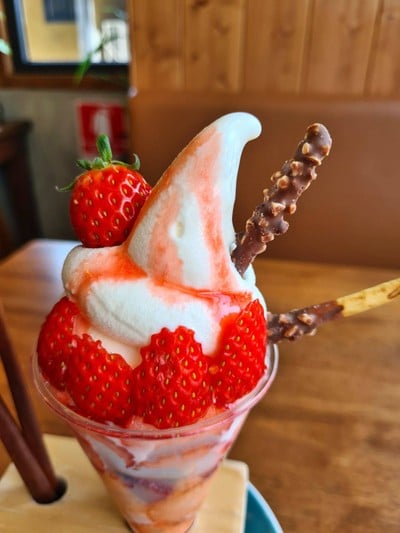 Hokkaido Strawberry Parfait