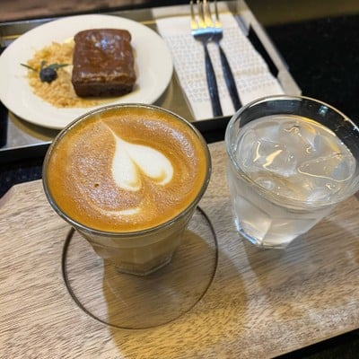 Lowbattery Coffee (คู้บอน26)