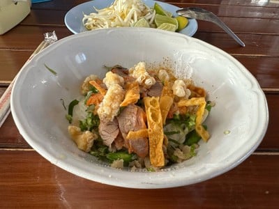 ก๋วยเตี๋ยวแม่บางหัวเดียด