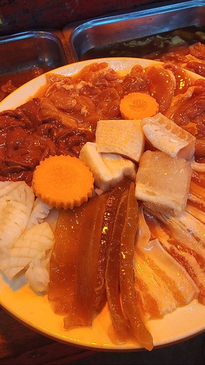 อาหาร หรือ เครื่องดื่ม