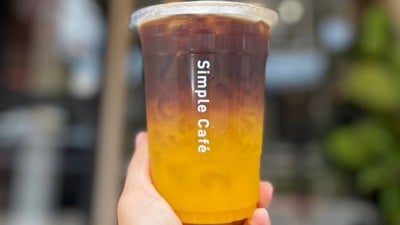 Simple Cafe เมืองเอก