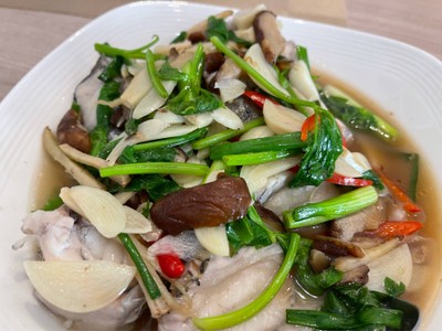 ปลานึ่งซีอิ๊ว