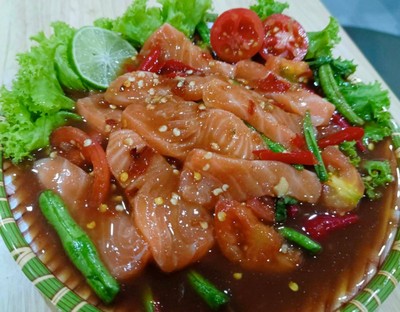 อาหาร หรือ เครื่องดื่ม